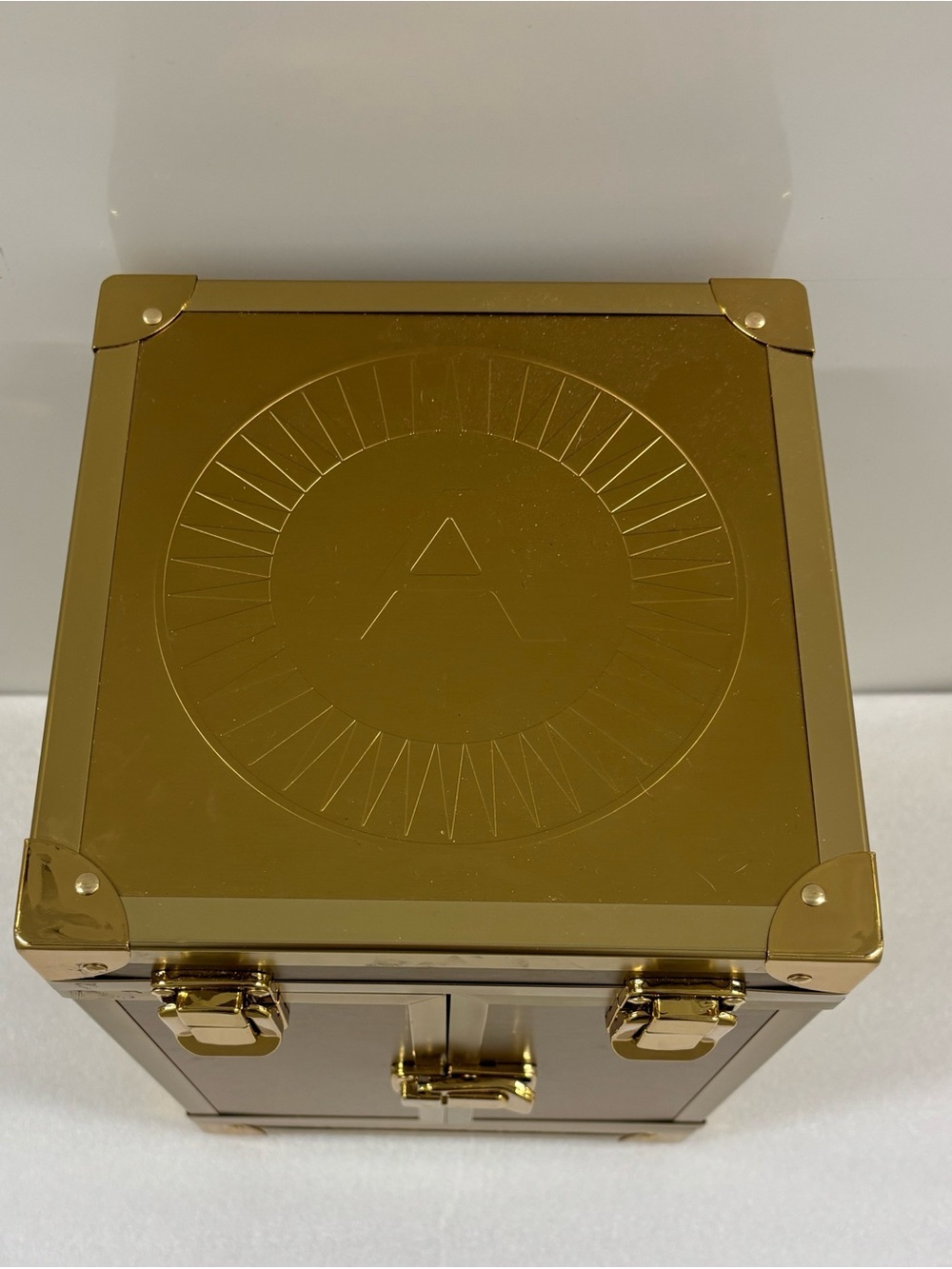 Rare ~Azzaro Forever Wanted Elixir Case ONLY ~Luxe Gold Finish - Picture 2 of 9